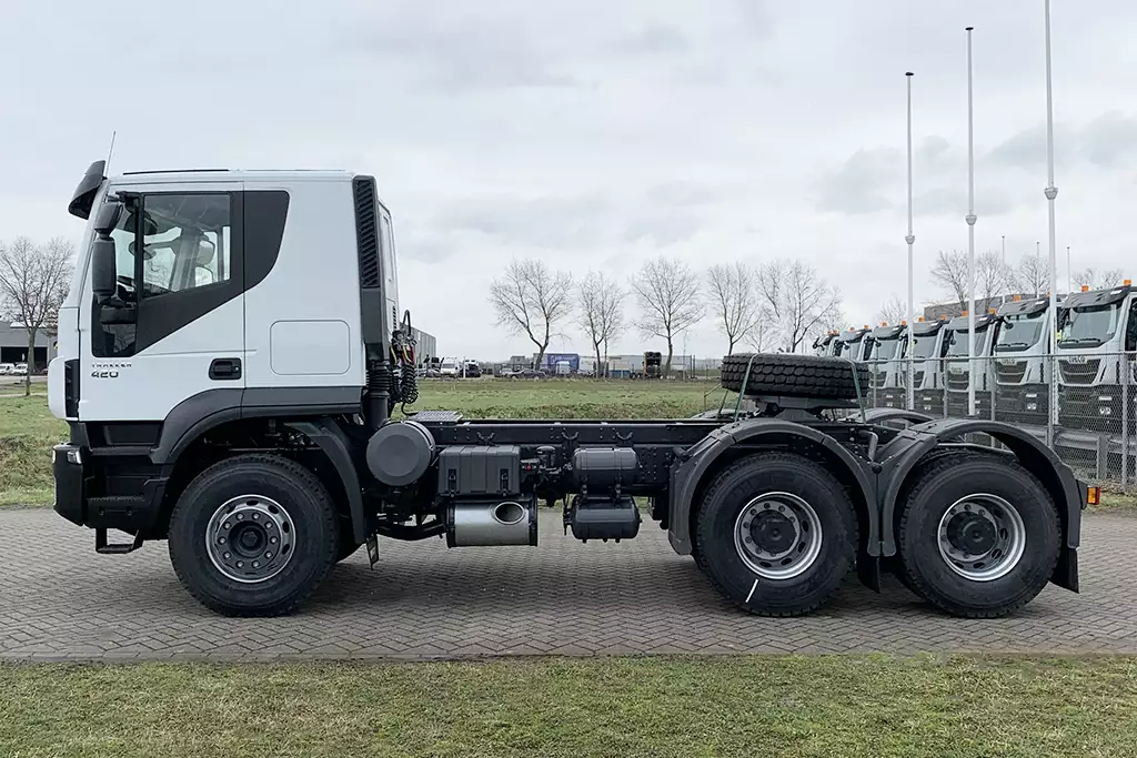 Iveco Trakker AT720T42TH