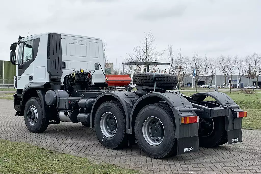 Iveco Trakker AT720T42TH