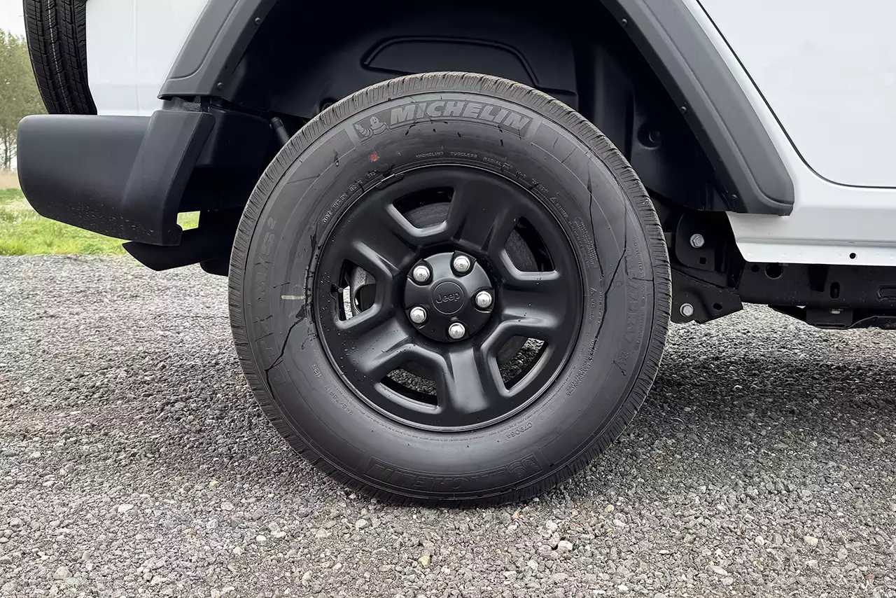 Jeep Wrangler Unlimited 4x4 Multi-Purpose Vehicle (MPV)