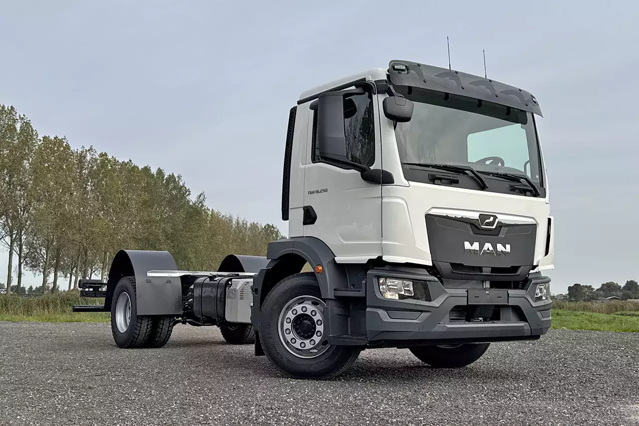 MAN TGM 18.250 BB CH 4x2 Chassis Cabin