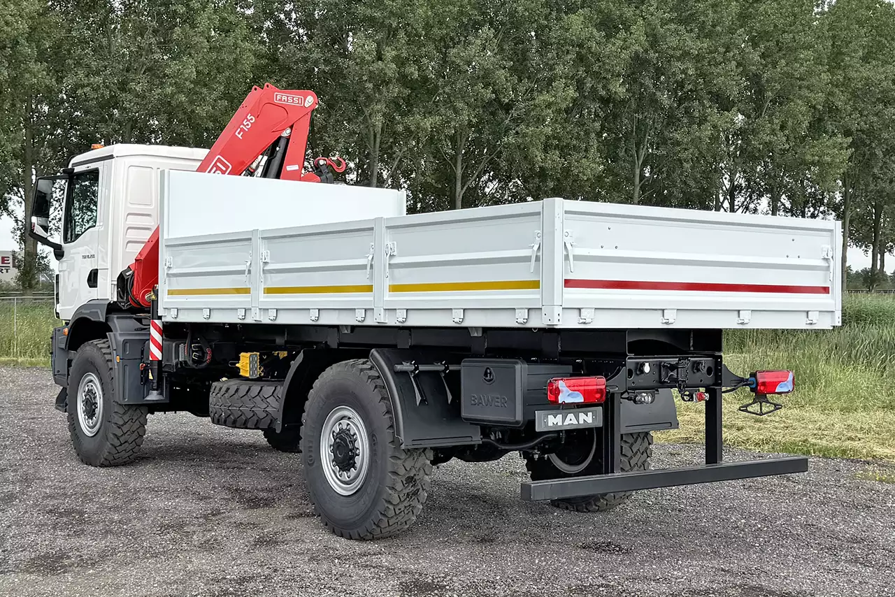 MAN TGM 18.250 BB CH 4x4 Camion grue