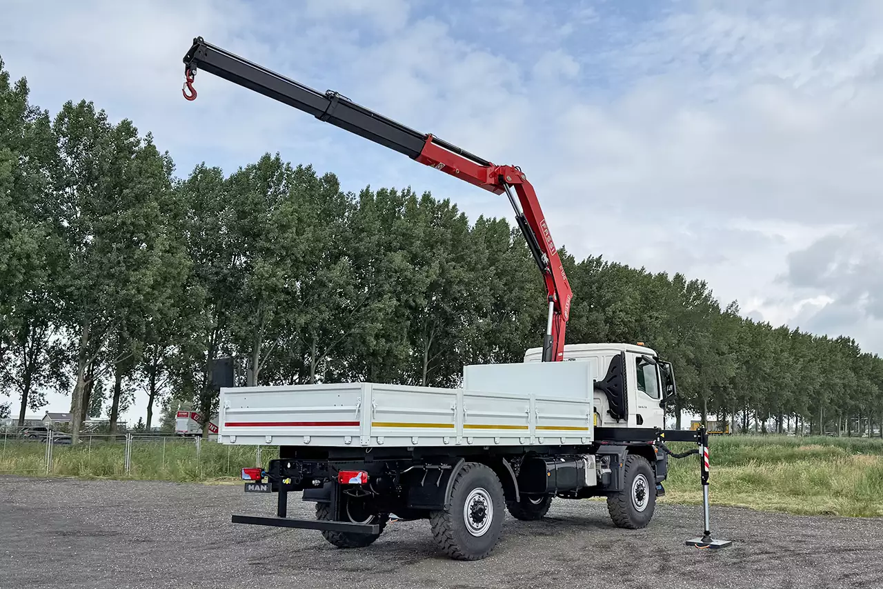 MAN TGM 18.250 BB CH 4x4 Camion grue