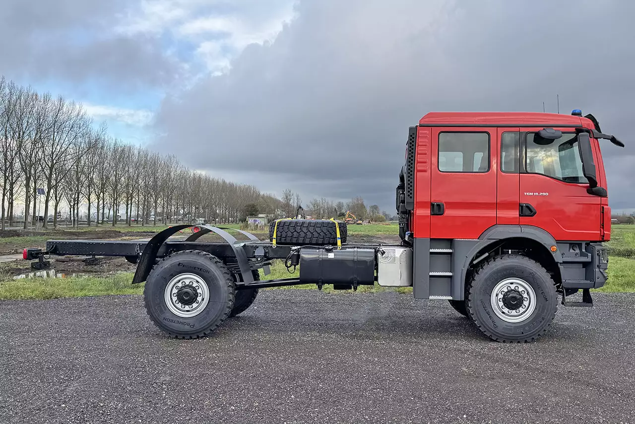 MAN TGM 18.290 BB CH 4x4 Chassi Cabine
