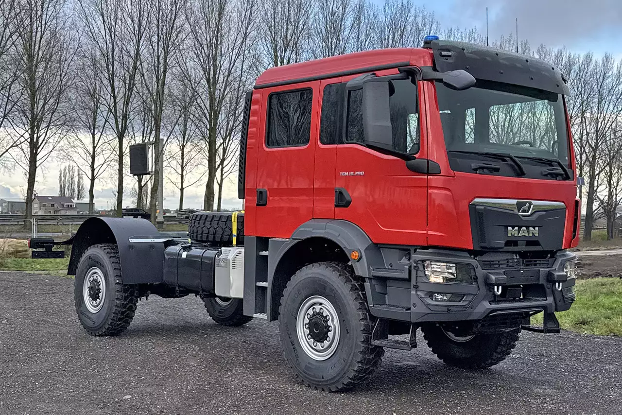 MAN TGM 18.290 BB CH 4x4 Chassi Cabine