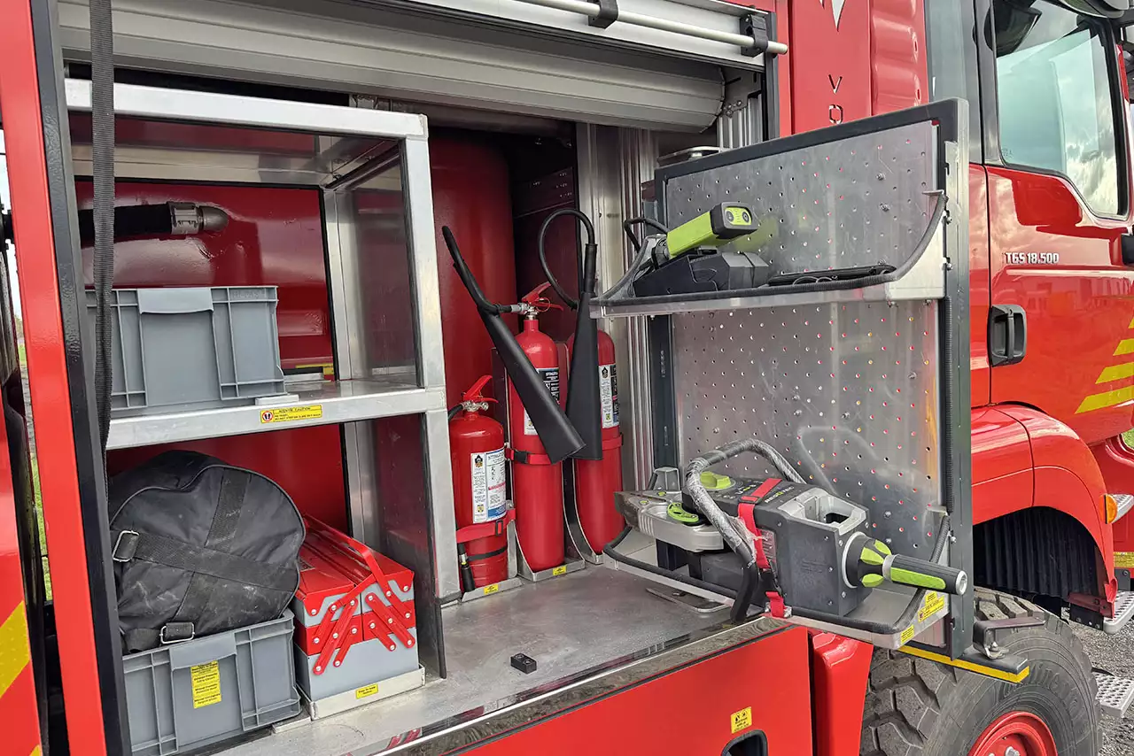 MAN TGS 18.500 BB 4x4 Camião combate a incendio