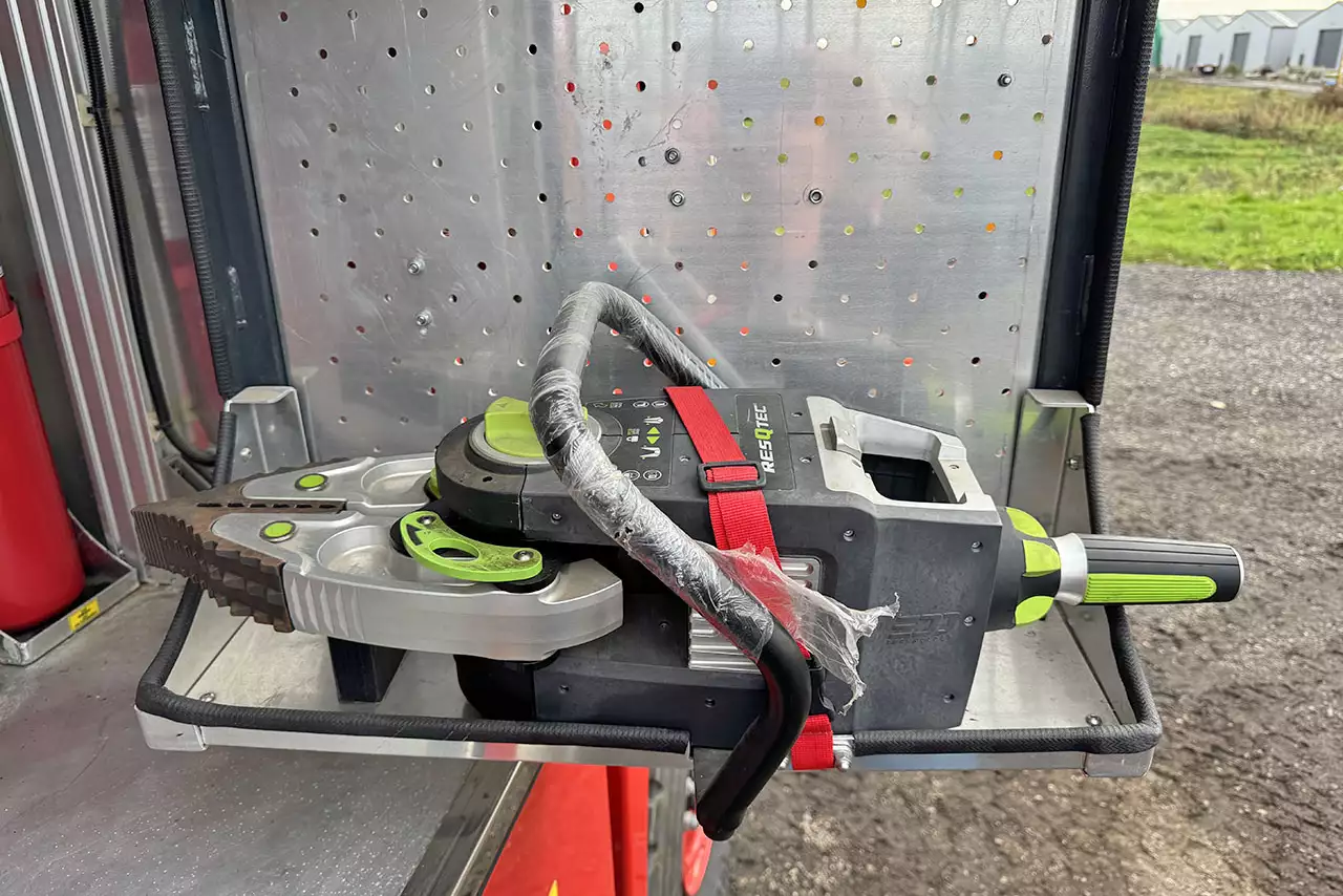 MAN TGS 18.500 BB 4x4 Camião combate a incendio