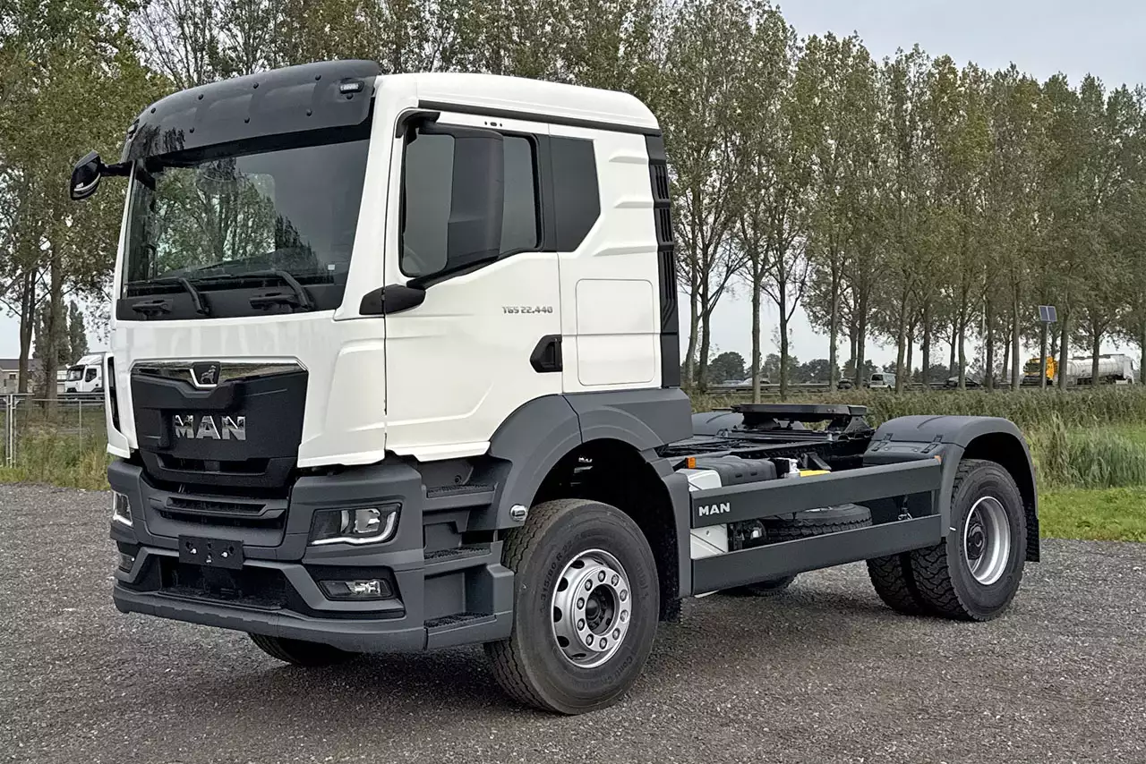 MAN TGS 22.440 BB SA 4x2 Tractor Head