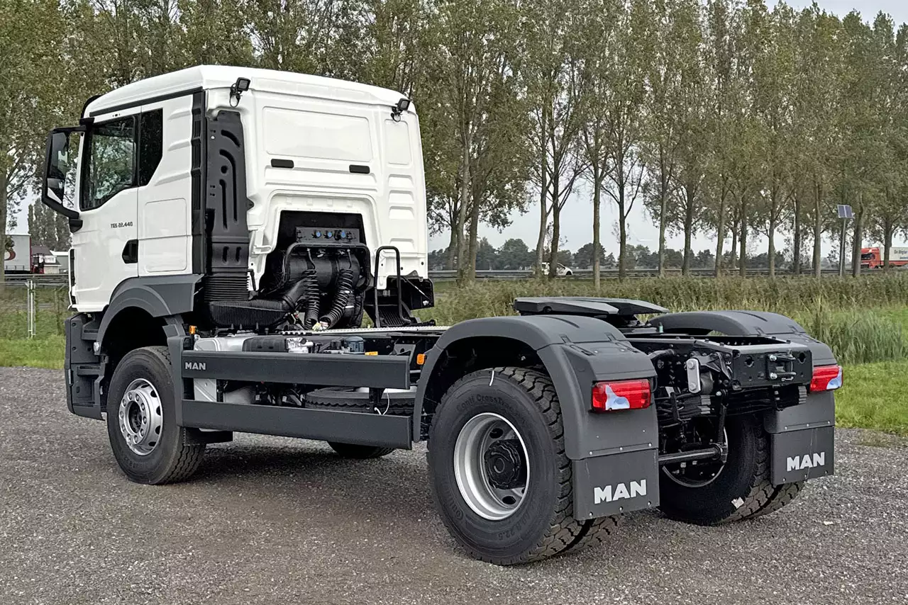 MAN TGS 22.440 BB SA 4x2 Tractor Head