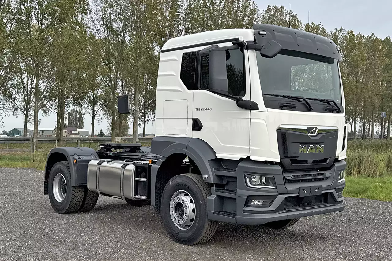 MAN TGS 22.440 BB SA 4x2 Tractor Head