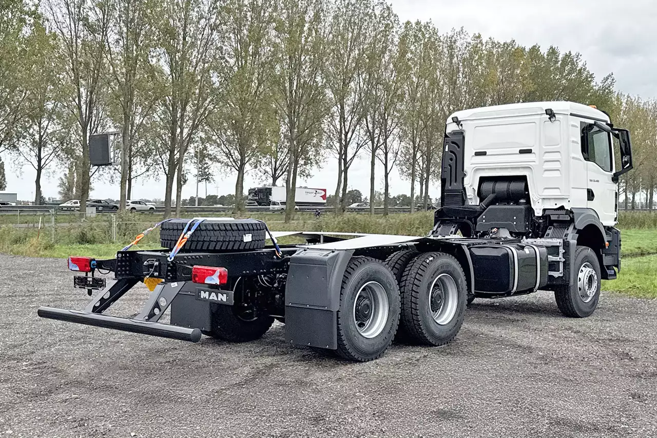 MAN TGS 33.400 BB CH 6x4 Chassi Cabine