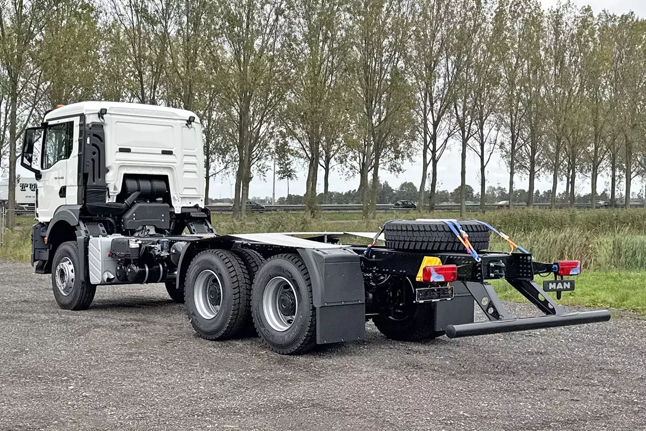 MAN TGS 33.400 BB CH 6x4 Chassi Cabine