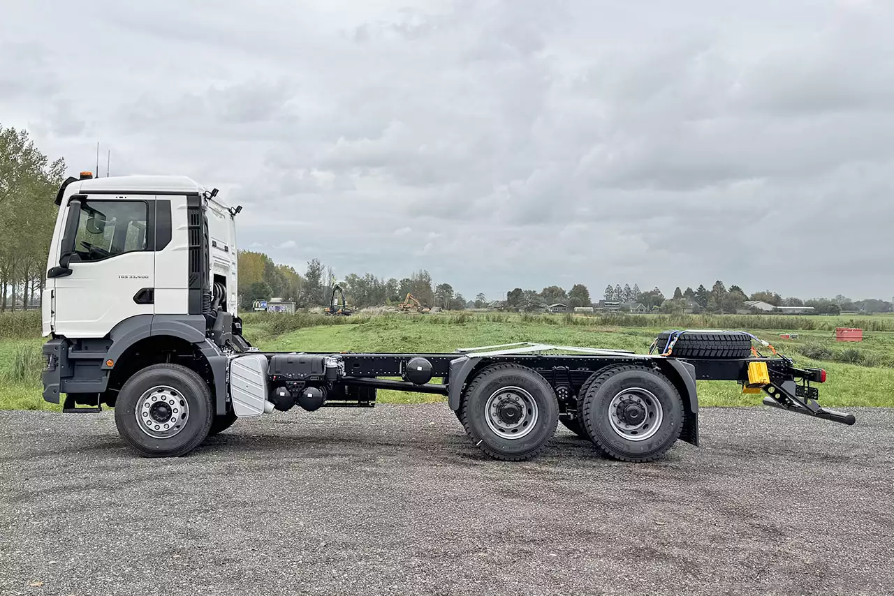 MAN TGS 33.400 BB CH 6x4 Chassi Cabine