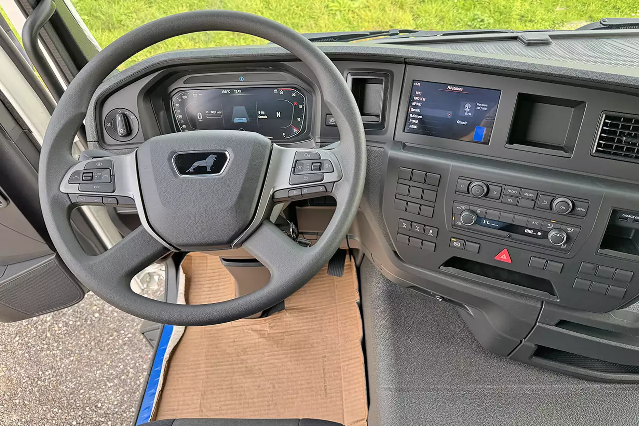 MAN TGS 33.400 BB CH 6x4 Chassis Cabin