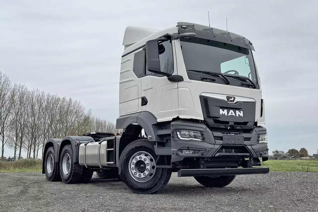 MAN TGS 33.440 BB SA 6x4 Trator para semi-reboque