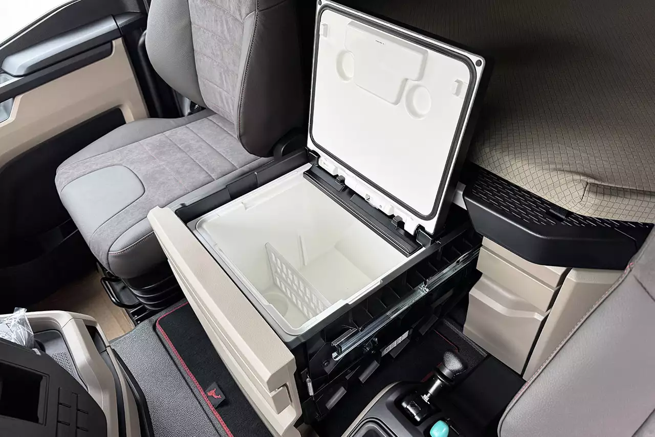 MAN TGS 33.480 BB SA 6x4 Tractor Head