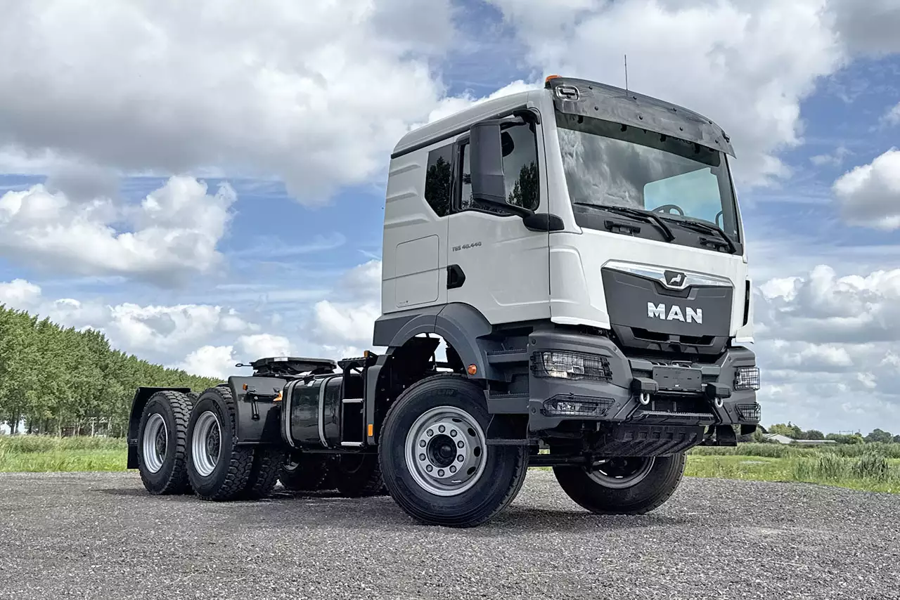 MAN TGS 40.440 BB SA 6x4 Tractor Head