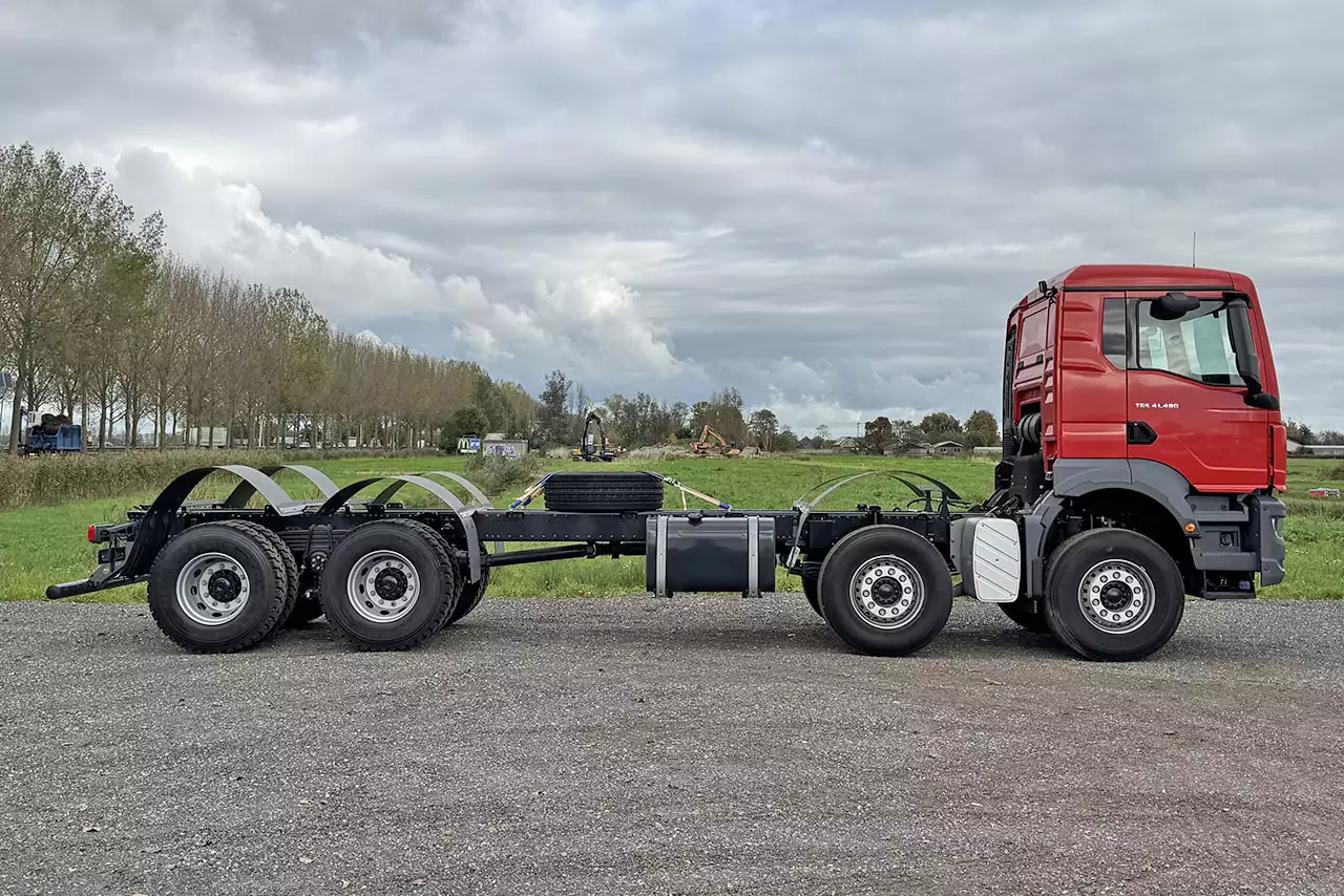 MAN TGS 41.480 BB CH 8x4 Chassis Cabin