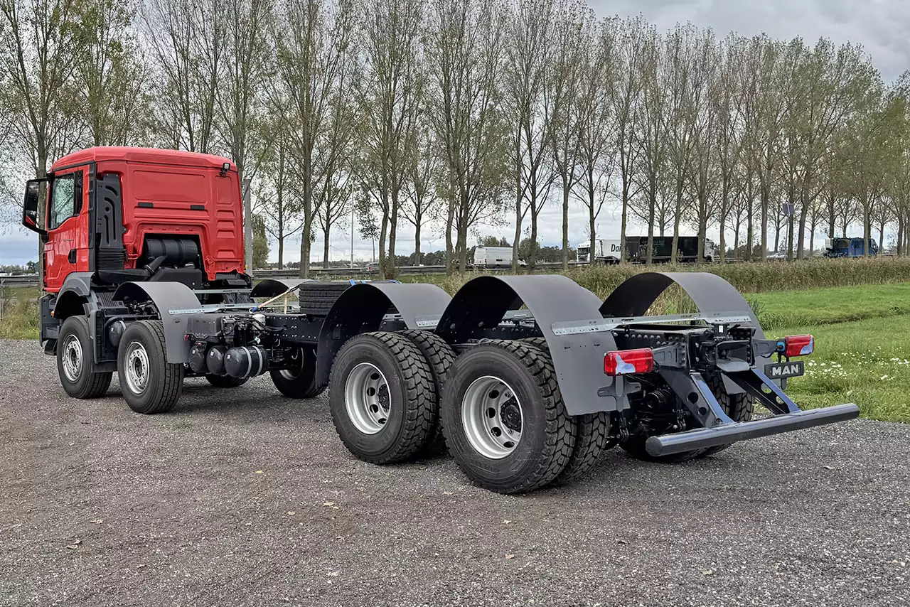 MAN TGS 41.480 BB CH 8x4 Chassis Cabin