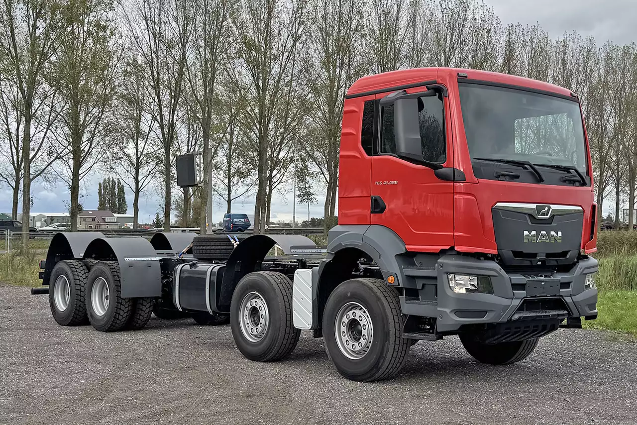 MAN TGS 41.480 BB CH 8x4 Chassis Cabin