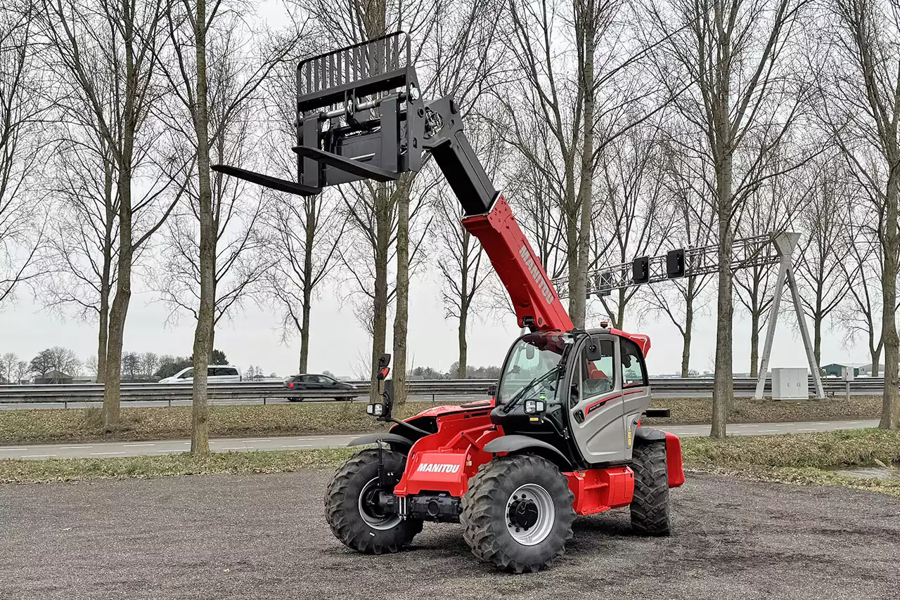 Manitou MHT-X 790 4x4 Telehandler