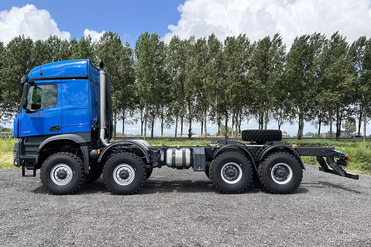Mercedes-Benz Arocs 4142-AK