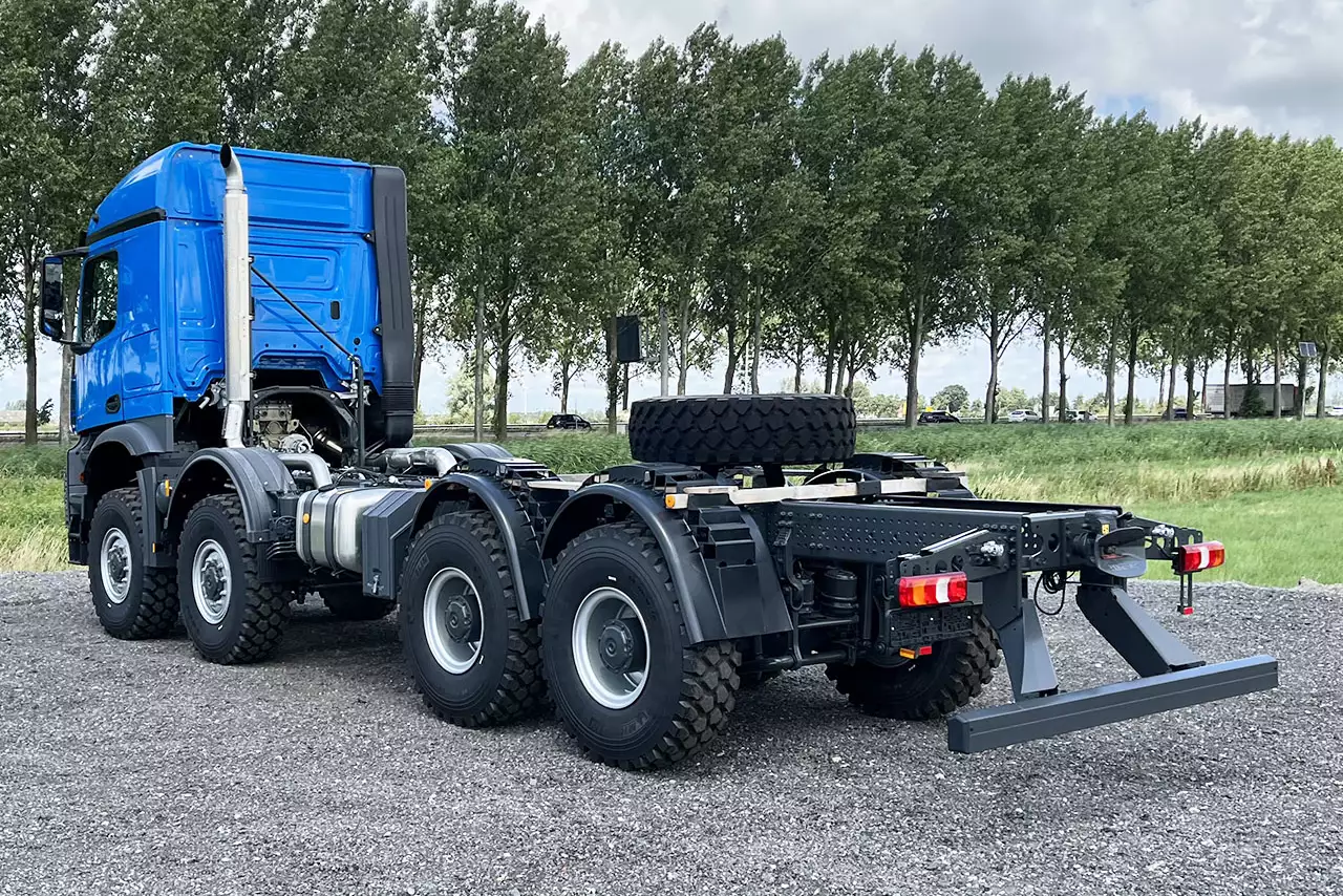Mercedes-Benz Arocs 4142-AK