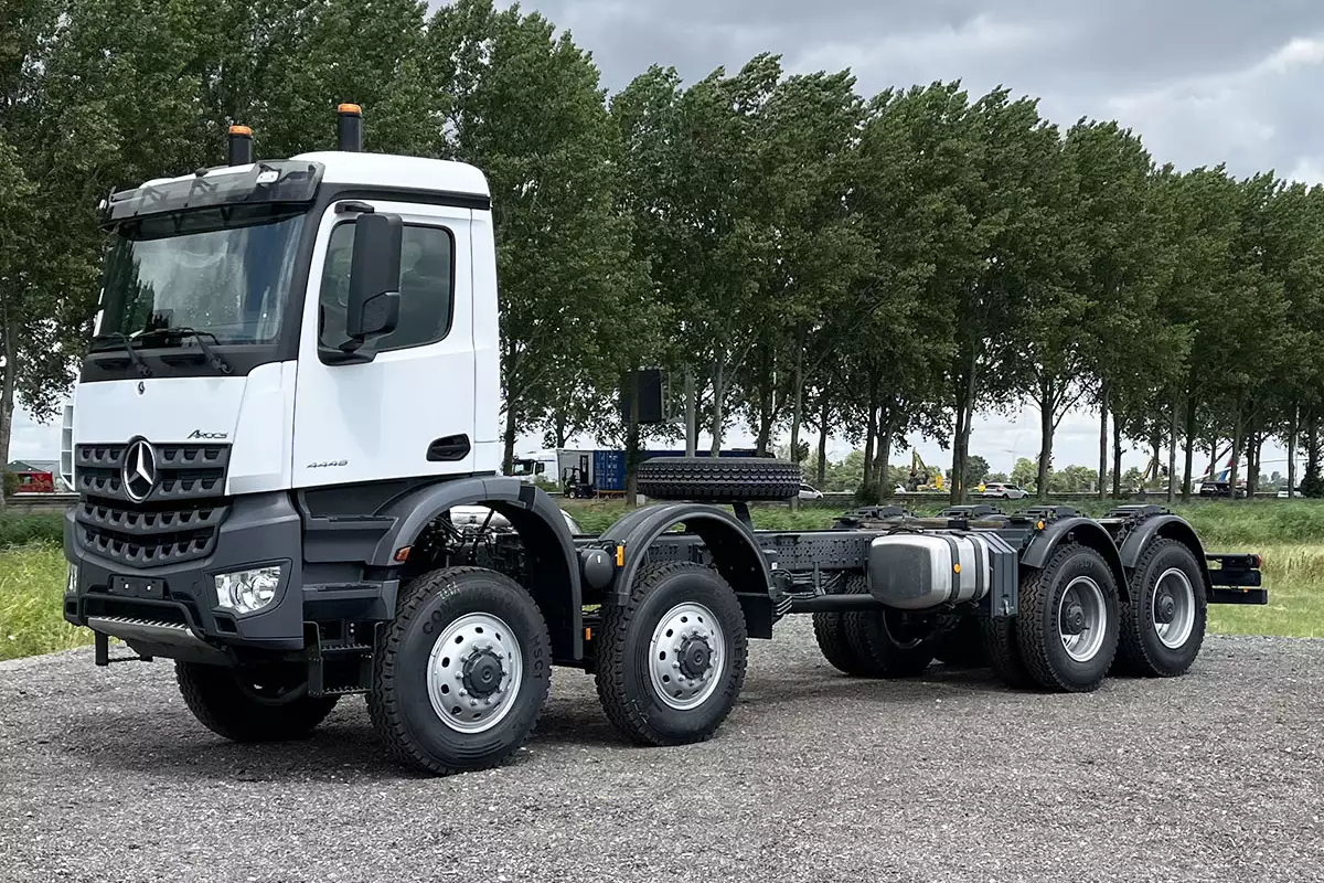 Mercedes-Benz Arocs 4148-AK