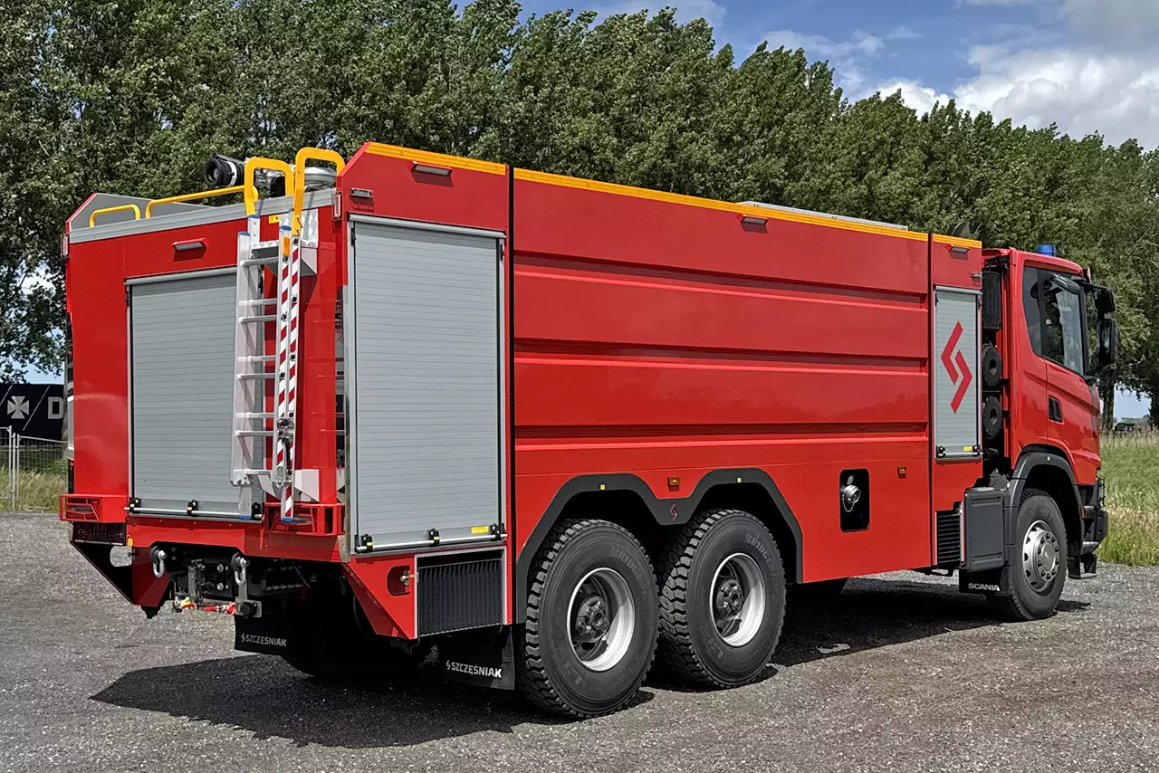 Scania G460 HZ 6x4 Camion de pompiers