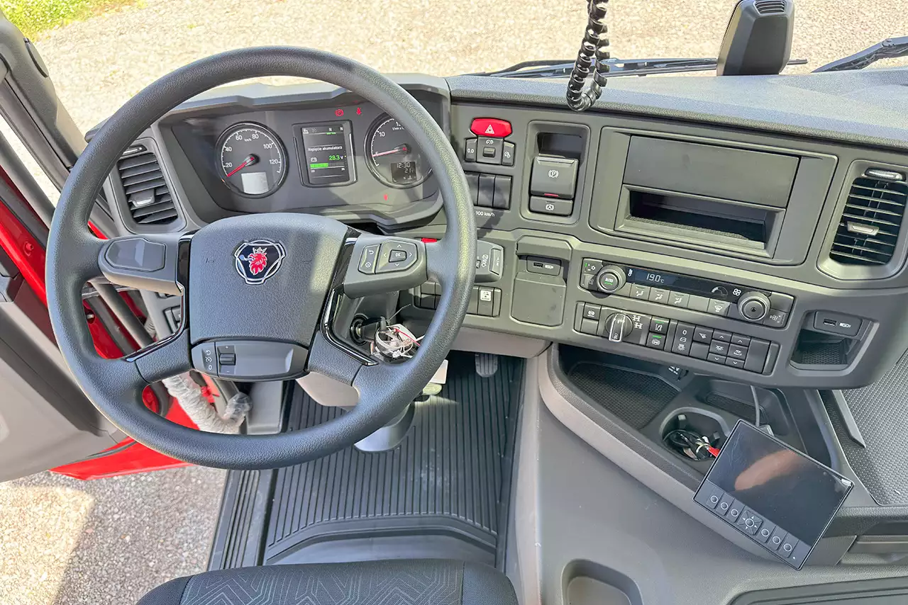 Scania G460 HZ 6x4 Camion de pompiers