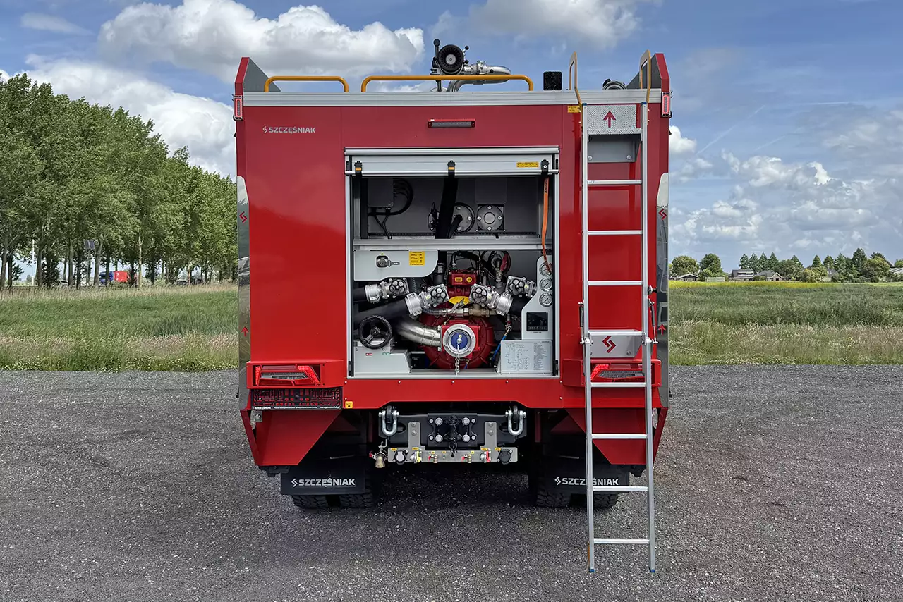 Scania G460 HZ 6x4 Camion de pompiers