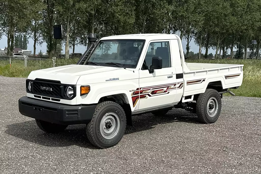 Toyota Land Cruiser HZJ79 4x4 Pick-up cabine simples