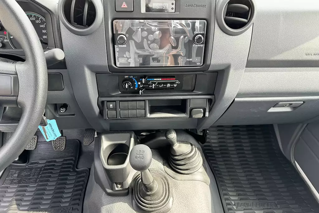 Toyota Land Cruiser HZJ79 4x4 Pick-up cabine simples