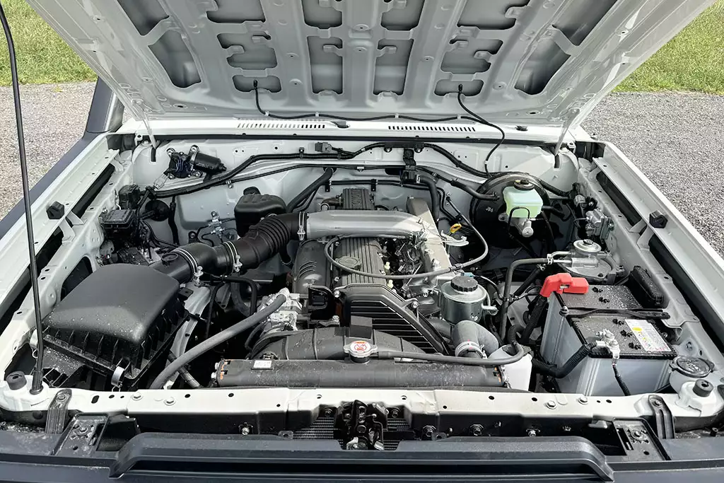 Toyota Land Cruiser HZJ79 4x4 Pick-up cabine simples