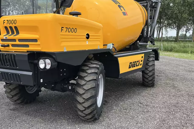 Dieci F7000 4x4 Self Loading Concrete Mixer