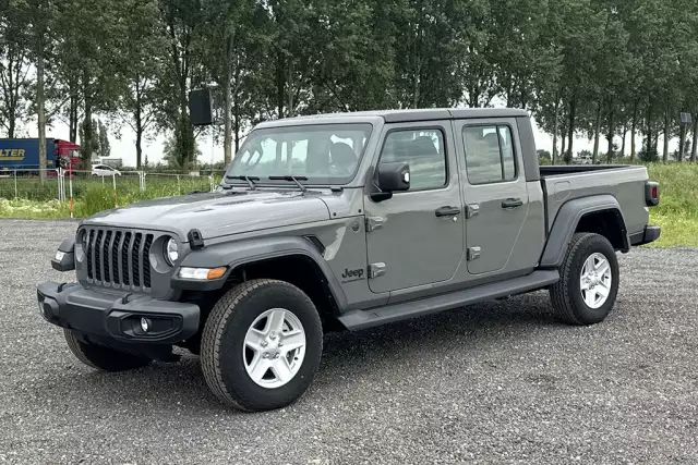 Jeep Gladiator Sport