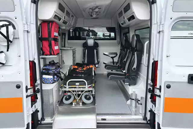 Fiat Ducato L2H2 4x2 Ambulance Van