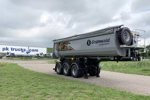 Grunwald TST 31 3-Axle Tipper Trailer