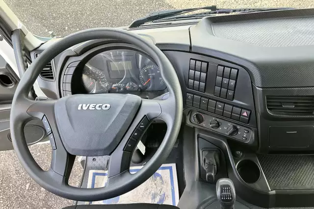 Iveco Trakker AT380T38H