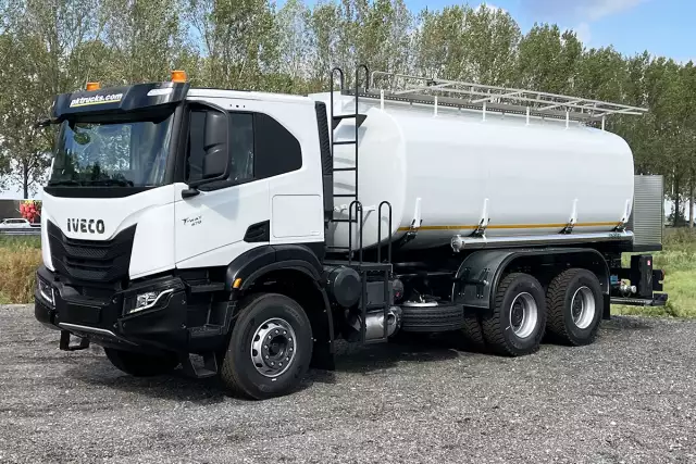 Iveco T-Way AT380T47H