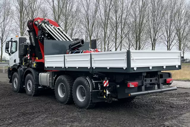 Iveco T-Way AD410T47WH AT Fassi F1750R.2.8 with JIB