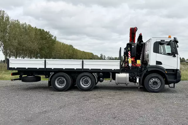 Iveco T-Way AD380T43H AT Fassi F245A.0.24