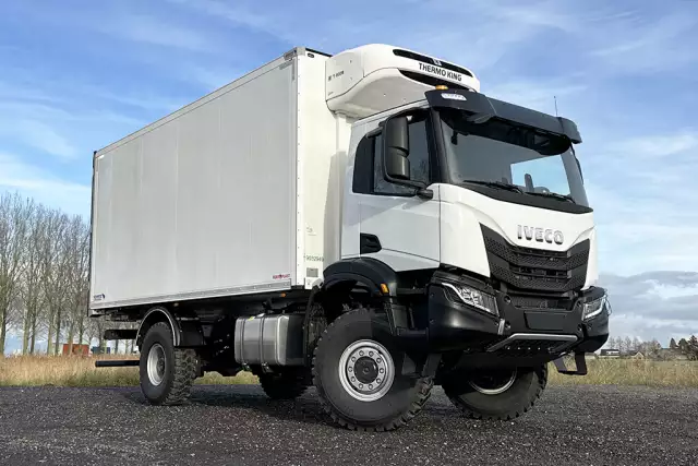 Iveco T-Way AD190T43WH AT