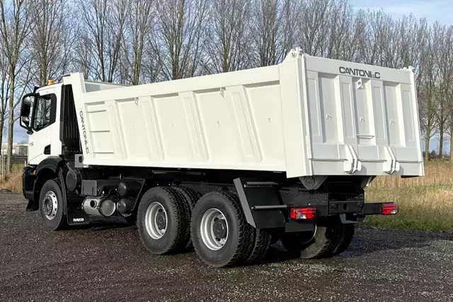 Iveco T-Way AD380T43H-3800 AT