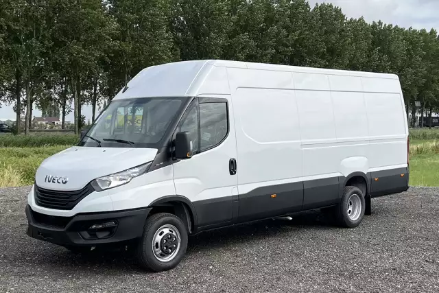 Iveco Daily 50C15V 4x2 Closed Van