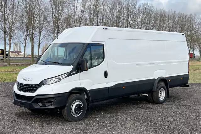 Iveco Daily 70C18HA8 V/P 4x2 Closed Van