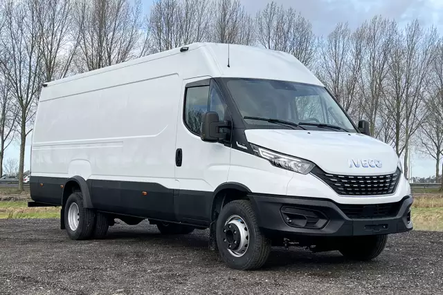 Iveco Daily 70C18HA8 V/P 4x2 Closed Van