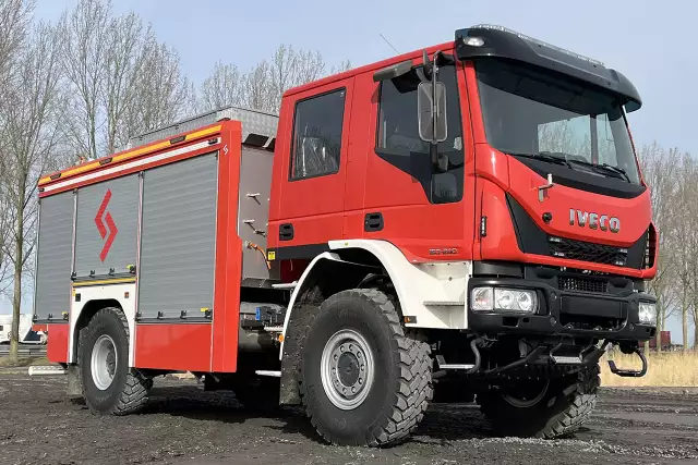 Iveco Eurocargo ML150E24WS AT CC 4x4 Camião combate a incendio