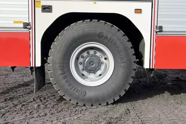 Iveco Eurocargo ML150E24WS AT CC 4x4 Camião combate a incendio