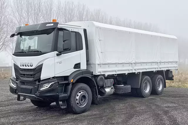 Iveco T-Way AD380T43H AT