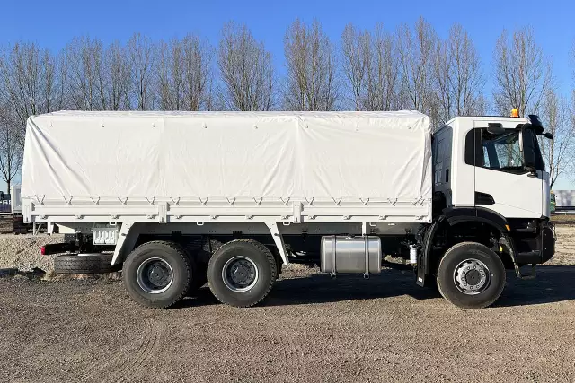 Iveco T-Way AD380T43WH AT 6x6 Tarpaulin/Canvas Body Truck